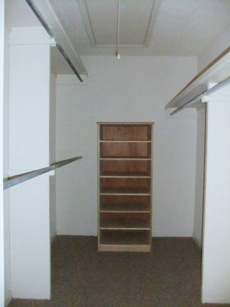 Walk-in Closet